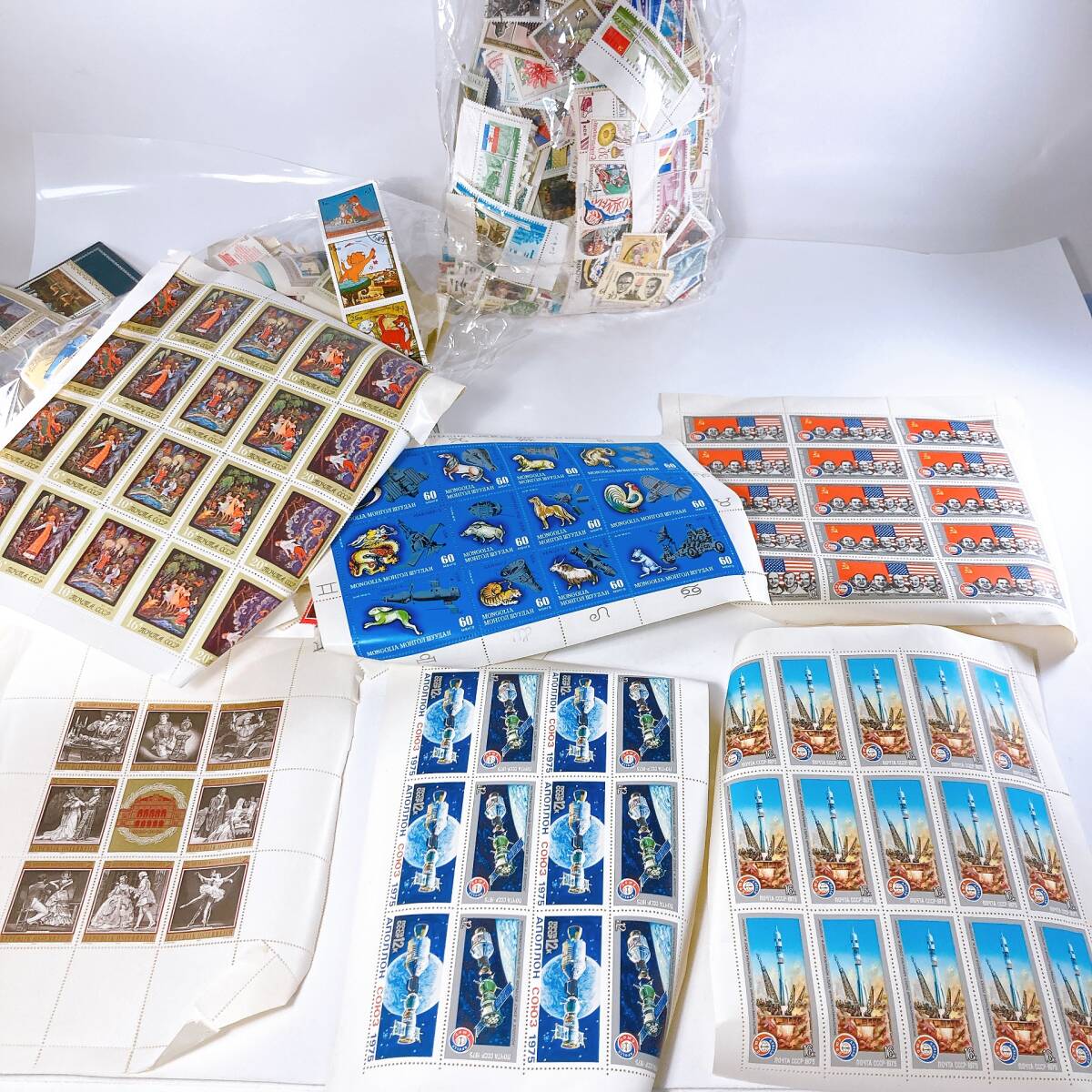 未検品・ジャンク】海外 切手 大量まとめ コレクター収集品 未検品・ジャンク】海外 切手 大量まとめ コレクター収集品