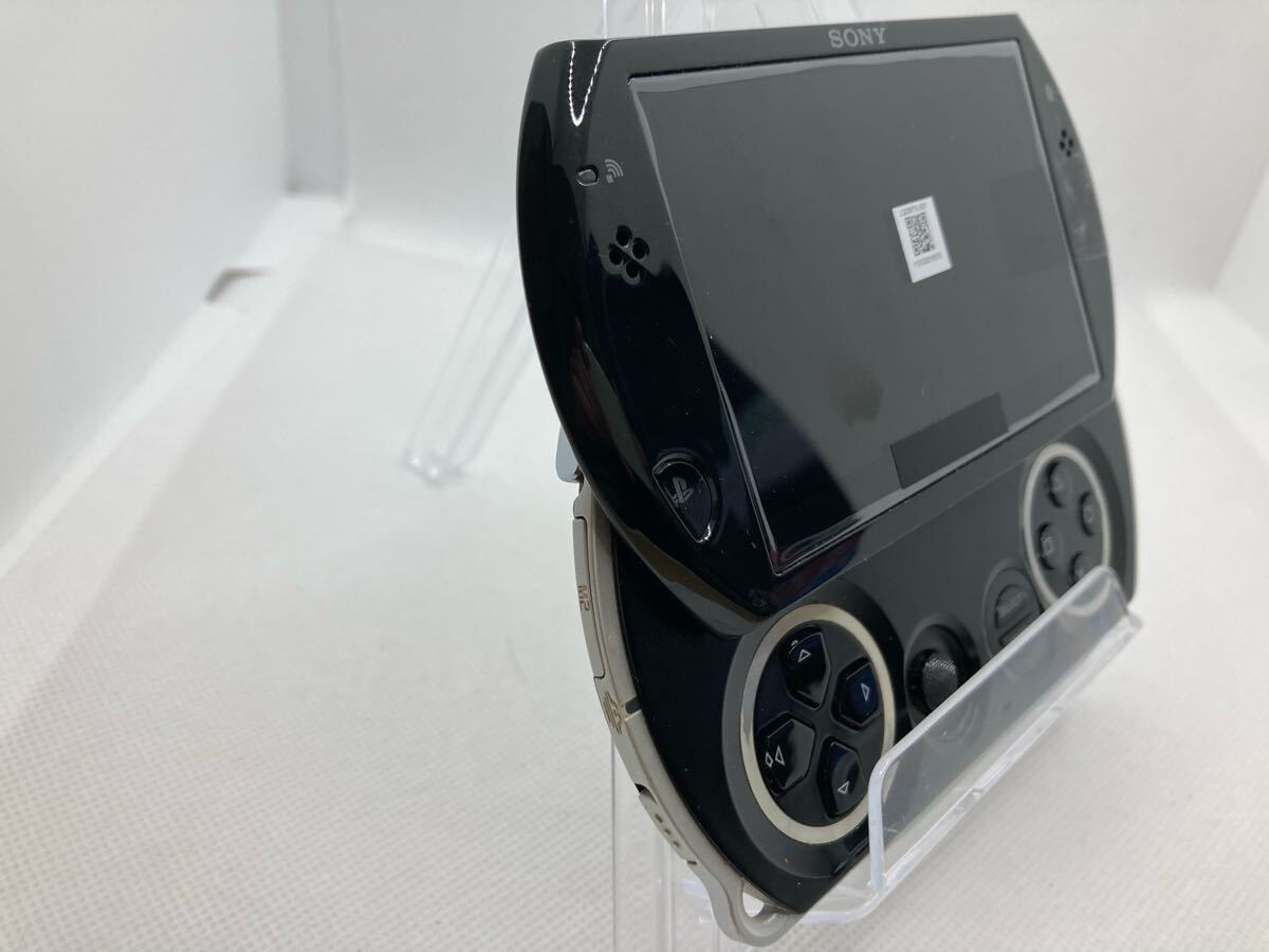 液晶新品 美品 PSPgoブラック 充電器付き SONY ソニー 液晶新品 美品 PSPgoブラック 充電器付き SONY ソニー