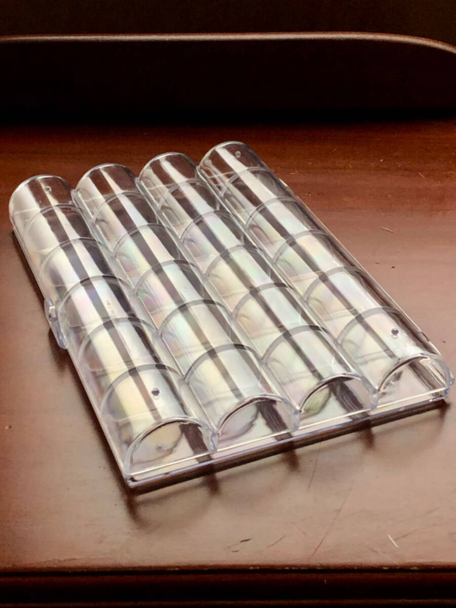 良質アクリルケース　□ 　蓋付２４小格納ケース　激安出品！（ビーズ、アクセサリー、小物整理、等に）_画像4