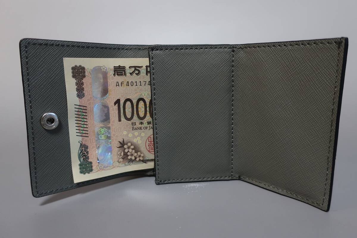 新品 最高級 クロコダイル １つあればとっても便利なミニ財布 三つ折り ミニ財布　RDOC191 マットブラック(BK)　５
