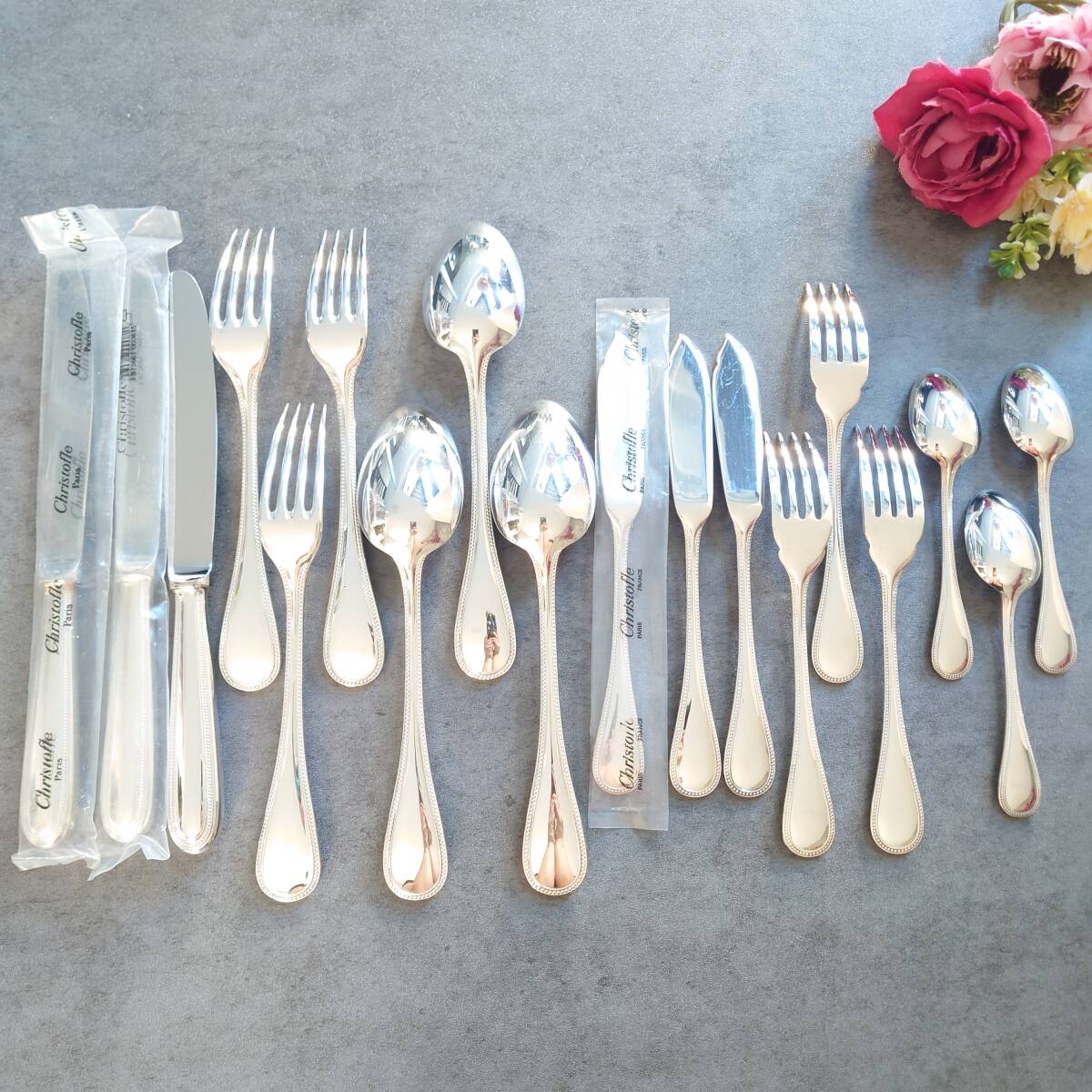 クリストフル パール テーブルサイズ 未開封含む 18点 クリストフル パール テーブルサイズ 未開封含む 18点 - メルカリ