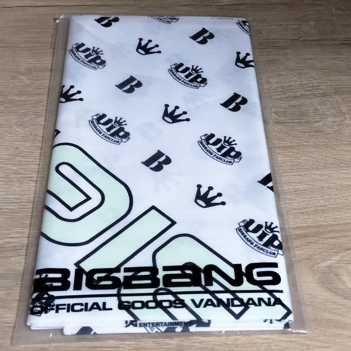 BIGBANG ペンライト スティックライト バンダナ 希少 レア 初期 BIGBANG ペンライト スティックライト バンダナ 希少 レア 初期