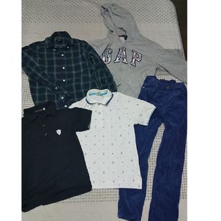 ④ 男の子用 服 140 ５點(diǎn)セット まとめ　GAP　BeBe　グリーンチェック柄　イカリ柄　半袖　フード付きジップアップ上著　青系ズボン