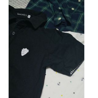 ④ 男の子用 服 140 ５點(diǎn)セット まとめ　GAP　BeBe　グリーンチェック柄　イカリ柄　半袖　フード付きジップアップ上著　青系ズボン