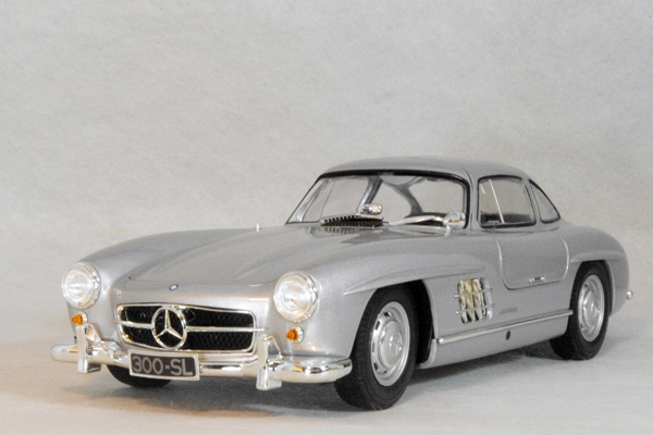 ● 1/18 メルセデス ベンツ 〓 300 SL ガルウイング ( W198 ) / 1954年 シルバー 〓 Mercedes Benz MINICHAMPS