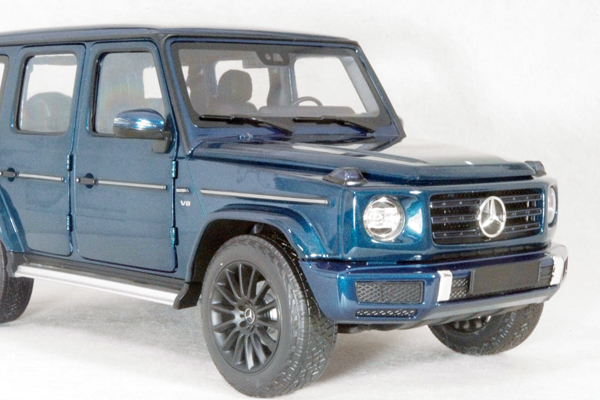 ● 1/18 メルセデス ベンツ 〓 G クラス ( W463 ) / 2020年 ブルー メタリック 〓 MERCEDES BENZ MINICHAMPS
