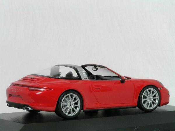 ● 1/43 ポルシェ 〓 911 ( 991 ) タルガ / インディス レッド 〓 Porsche MINICHAMPS
