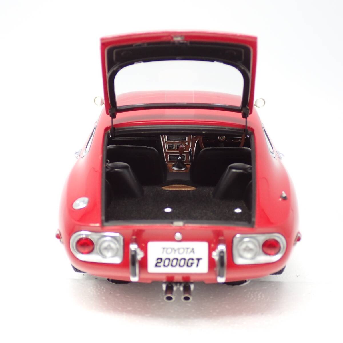 !_1/18 Toyota 2000GT красный 78751 Auto Art AutoArt