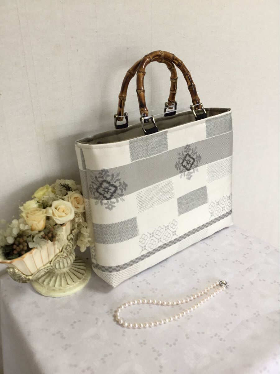 花ぷらら・オリジナル・洋服でも着物でも使える・ハンドメイド 花ぷらら・オリジナル・洋服でも着物でも使える・ハンドメイド