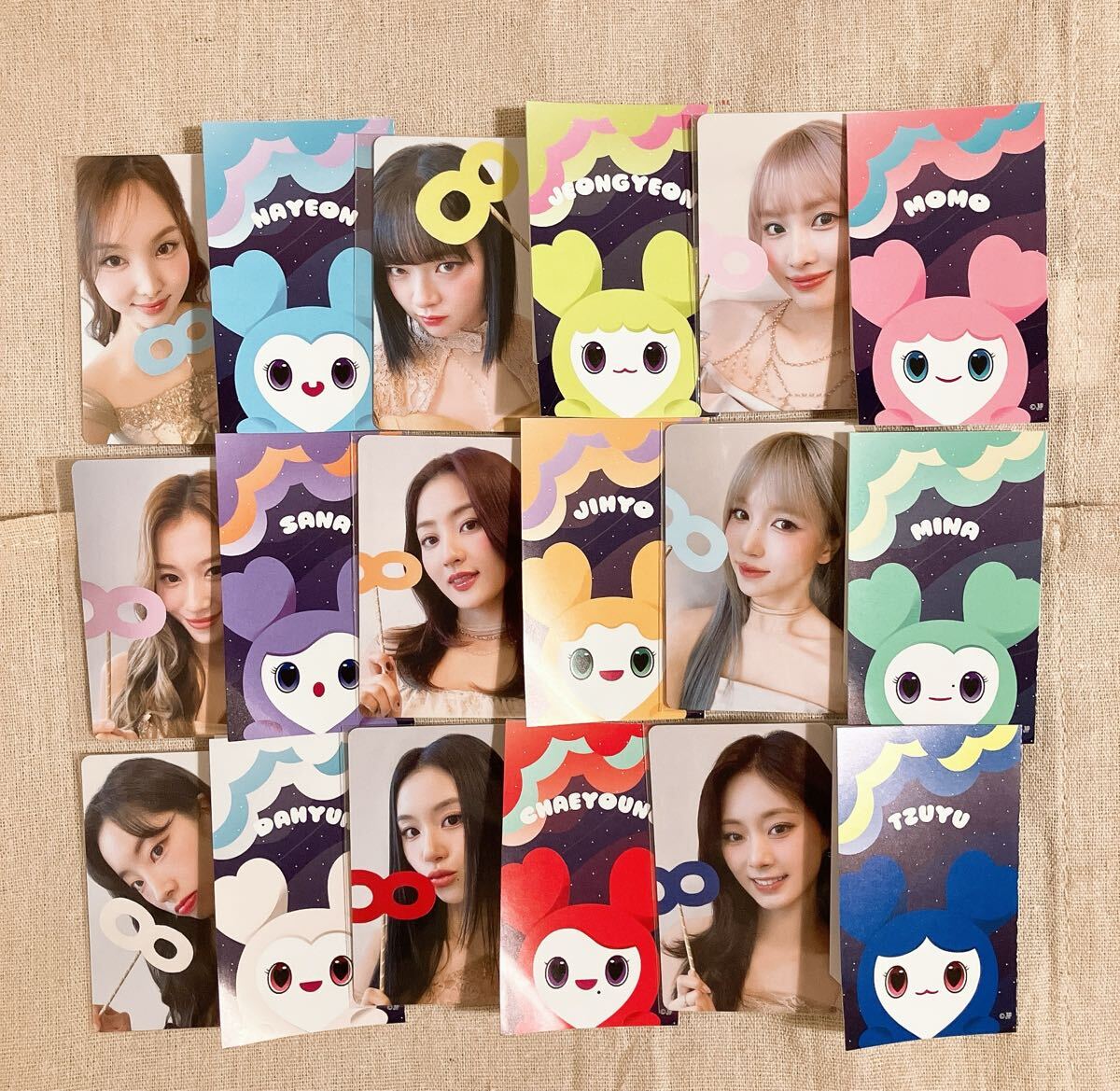 TWICE くじ トレカ 18種 コンプ ONCE JAPAN 8th ANNIVERSARY TWICE くじ トレカ 18種 コンプ ONCE JAPAN 8th ANNIVERSARY