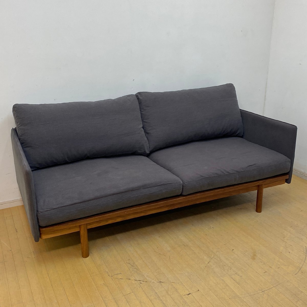 幅180cm■moda en casa Sketch WOODEN STORIES PENSIVE モーダエンカーサ スケッチ ウドゥン ストーリーズ ペンシブ 2人掛けソファ 名古屋