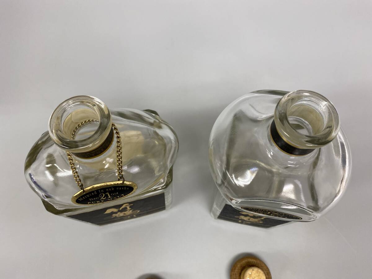 竹鶴 旧ボトル 21年 17年 空瓶 2点まとめて 中古保管品 / 現状品 竹鶴 旧ボトル 21年 17年 空瓶 2点まとめて 中古保管品 / 現状品
