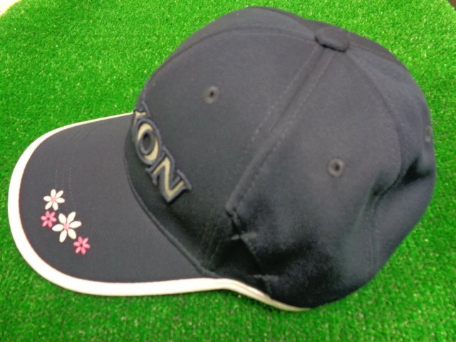 GK栄三越■ 850 新品 ◆ダンロップ◆スリクソン◆SWH2152◆ネイビー◆キャップ◆レディース◆