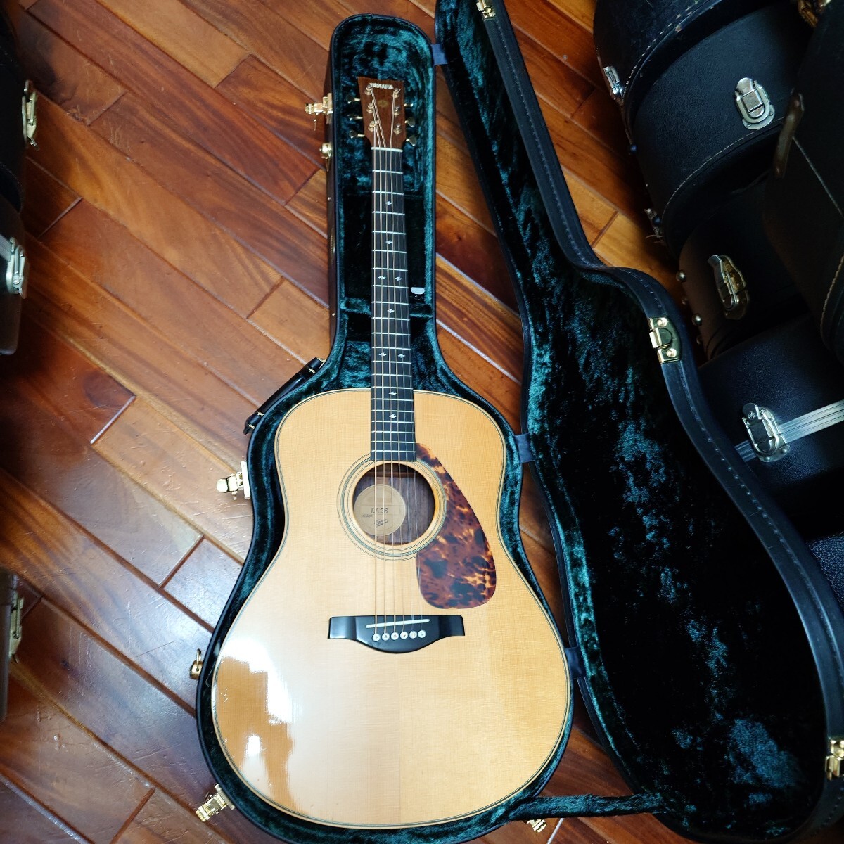 !_ Yamaha LL26 2004 год высококлассный линия обычная цена 385 тысяч иен ( действующий товар ) ателье me Inte settled маленькая царапина есть s тянуть -sro-z дерево одиночный доска звуки хороший новый такой же высококлассный Yamaha ke-s