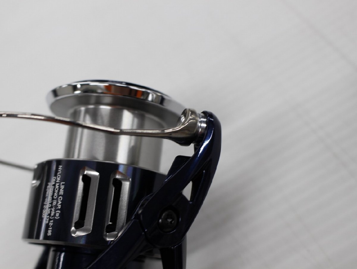 送料無料・未使用・店頭在庫品 ♪ シマノ/SHIMANO 21 ツイン 送料無料・未使用・店頭在庫品 ♪ シマノ/SHIMANO 21 ツイン