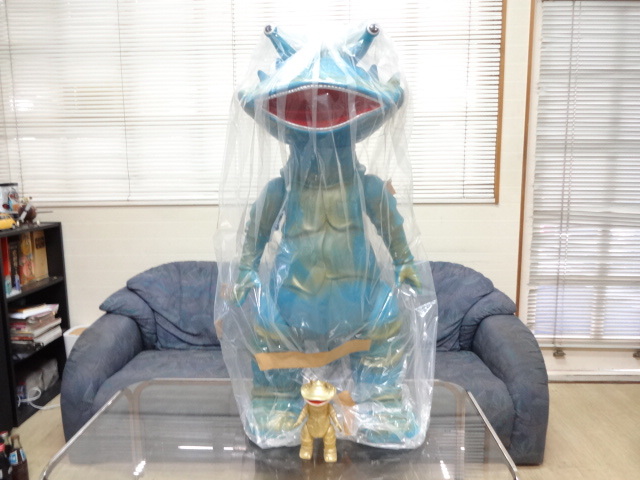 ウルトラQ M1号 特大 店頭用 ソフビ カネゴン 約120cm 未使用品 ウルトラQ M1号 特大 店頭用 ソフビ カネゴン 約120cm 未使用品