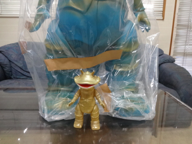 ウルトラQ M1号 特大 店頭用 ソフビ カネゴン 約120cm 未使用品 ウルトラQ M1号 特大 店頭用 ソフビ カネゴン 約120cm 未使用品