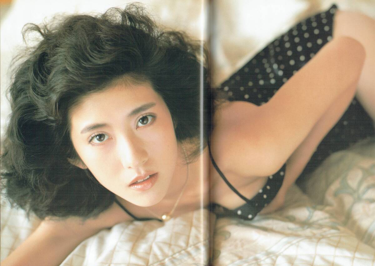 山咲千里ファースト写真集 SENRI 撮影・橘マキオ 1988年 辰巳