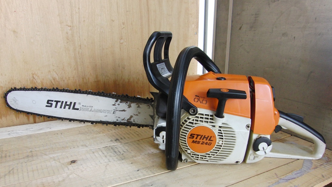 すぐに使えます プロモデル 良好 稼働品 整備済み STIHL MS 240