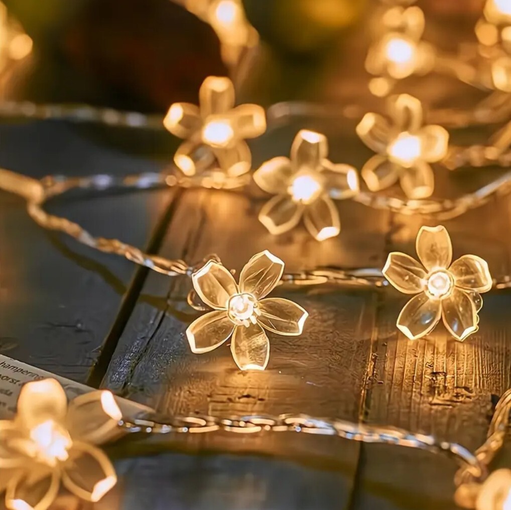 1305【新品未使用】40LED 6M 単三電池式フェアリーライト フラワー 花 桜 イルミネーション ゴールド イエロー 黃色 暖色 ウォームホワイト