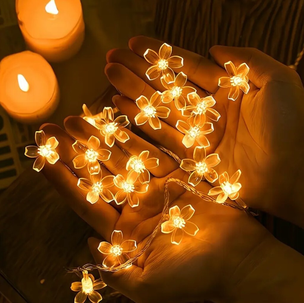 1305【新品未使用】40LED 6M 単三電池式フェアリーライト フラワー 花 桜 イルミネーション ゴールド イエロー 黃色 暖色 ウォームホワイト