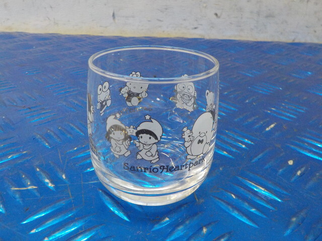 TIN●○（2）サンリオ　キャラクターコップ　グラス　キティ　ケロッピ　ハンギョドンなど　7-3/3（こ）_画像2