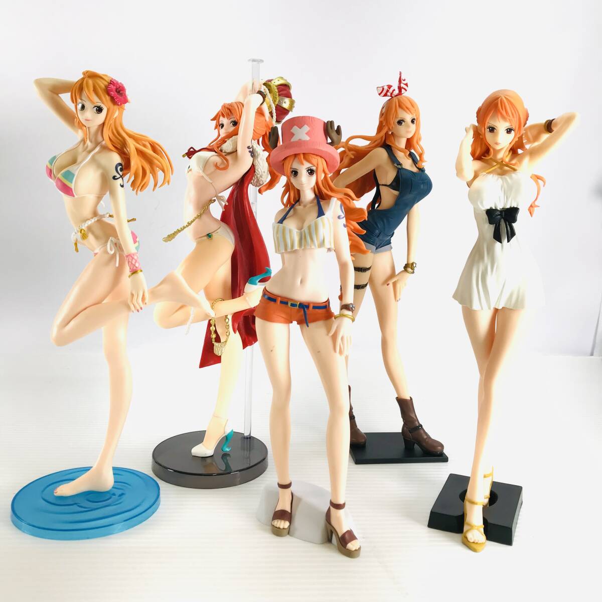 □中古品□ ワンピースフィギュア 女性キャラのみ 19点まとめ □中古品□ ワンピースフィギュア 女性キャラのみ 19点まとめ