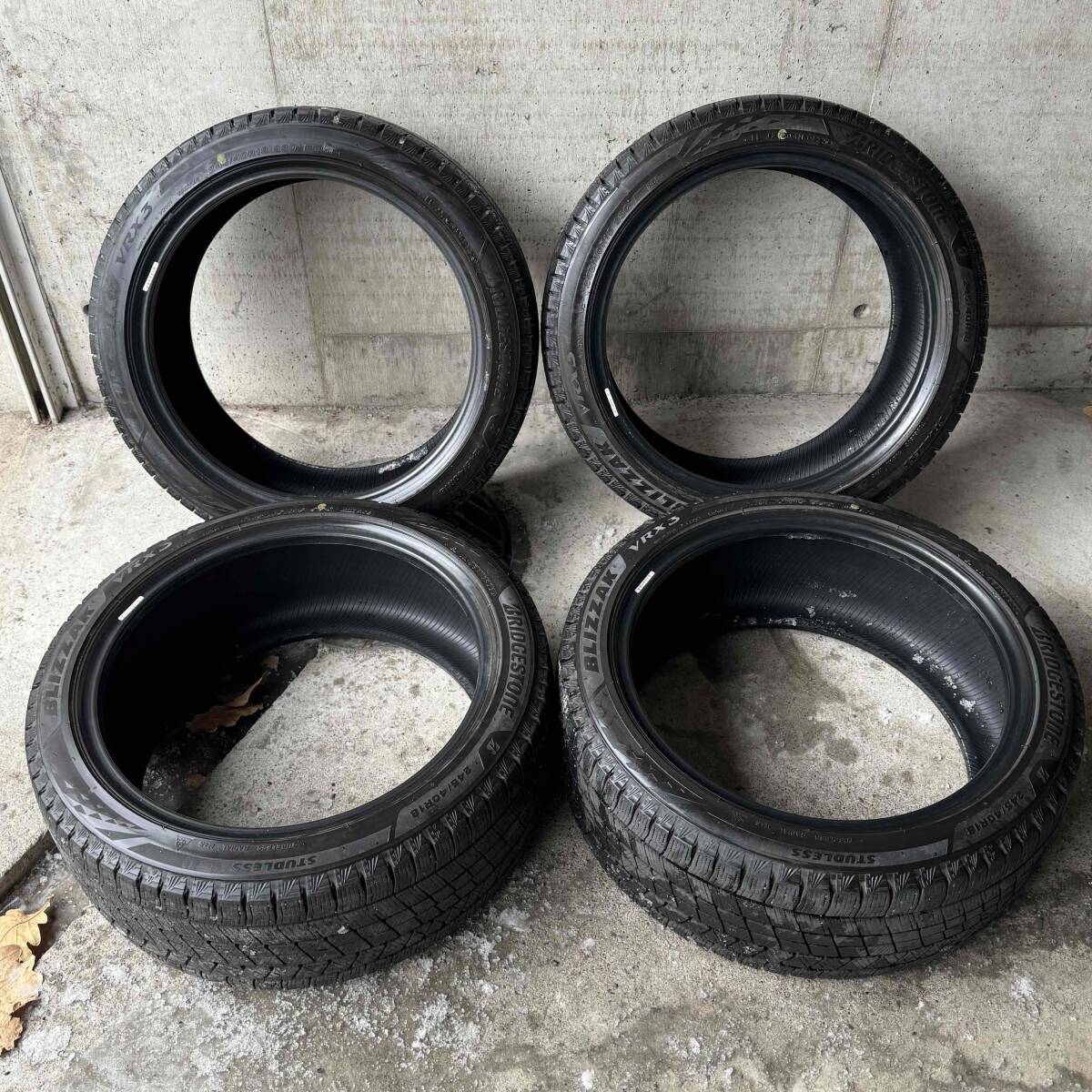 2022年製造】245/40R18 BRIDGESTONE BLIZZAK VRX3 ブリジストン 2022年製造】245/40R18 BRIDGESTONE BLIZZAK VRX3 ブリジストン