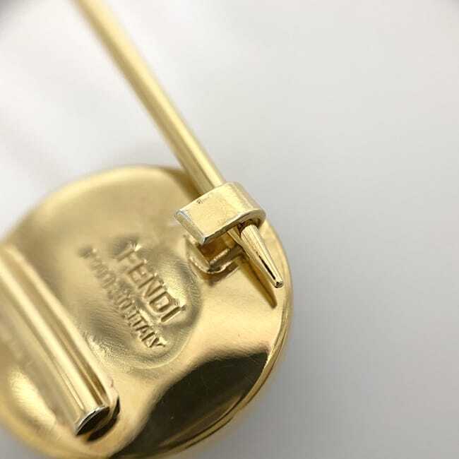 フェンディ ピン ブローチ ec-21581 ゴールド ベージュブラウン 美品 安全ピン GP 中古 FENDI　