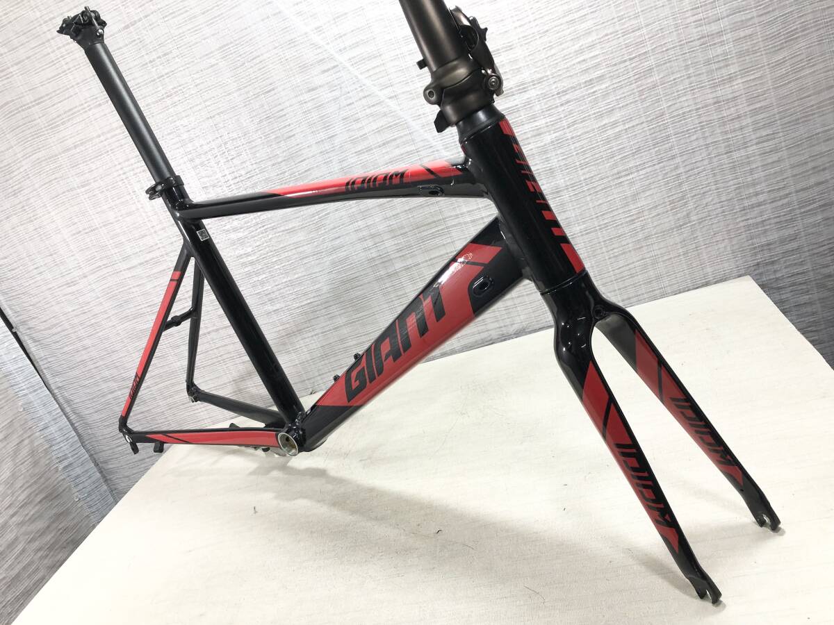 Brompton用カーボンヒンジクランプ 22g 好こ 絶版 カーボン Brompton用カーボンヒンジクランプ 22g 好こ 絶版 カーボン