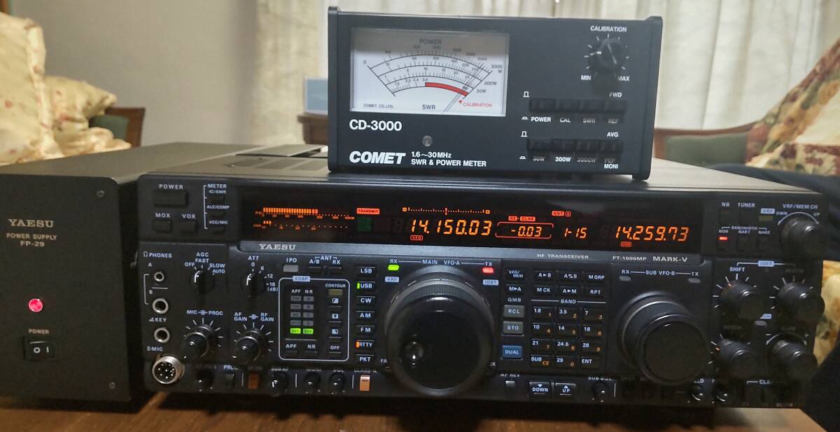 FT-1000MP Mark-V (200W ) 稼働テスト済 (取説、マイク無し FT-1000MP Mark-V (200W ) 稼働テスト済 (取説、マイク無し