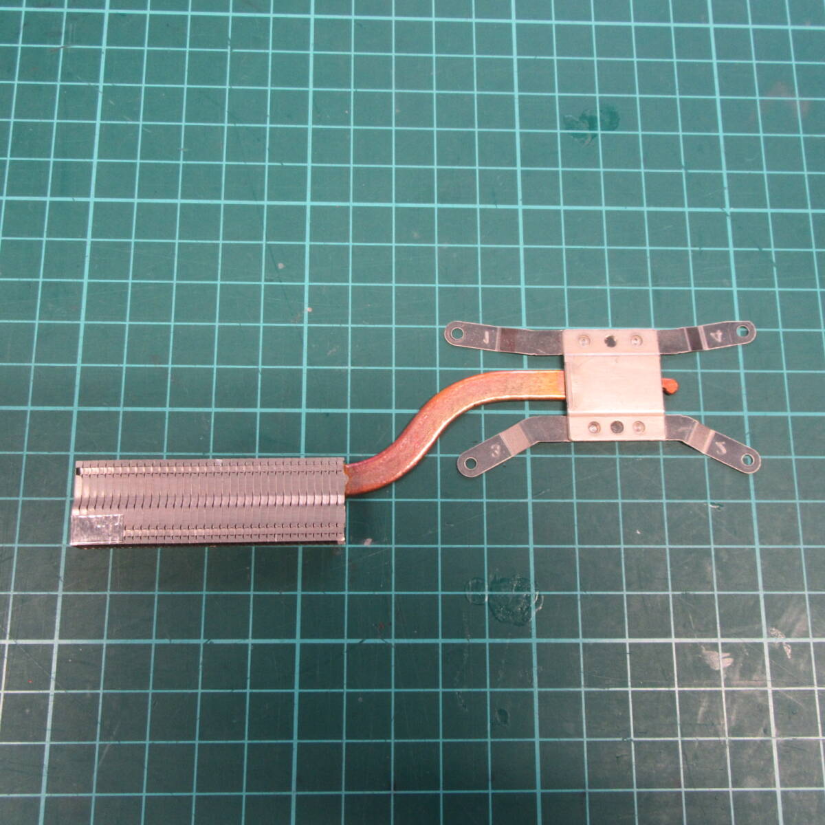 送料無料　富士通　FUJITSU LIFEBOOK　UH75/C3　FMVU75C3R 等 CPUヒートシンク　動作確認済み_画像1