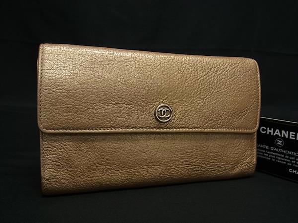 1円 CHANEL シャネル ココマーク ココボタン レザー 二つ折り 長 1円 CHANEL シャネル ココマーク ココボタン レザー 二つ折り 長