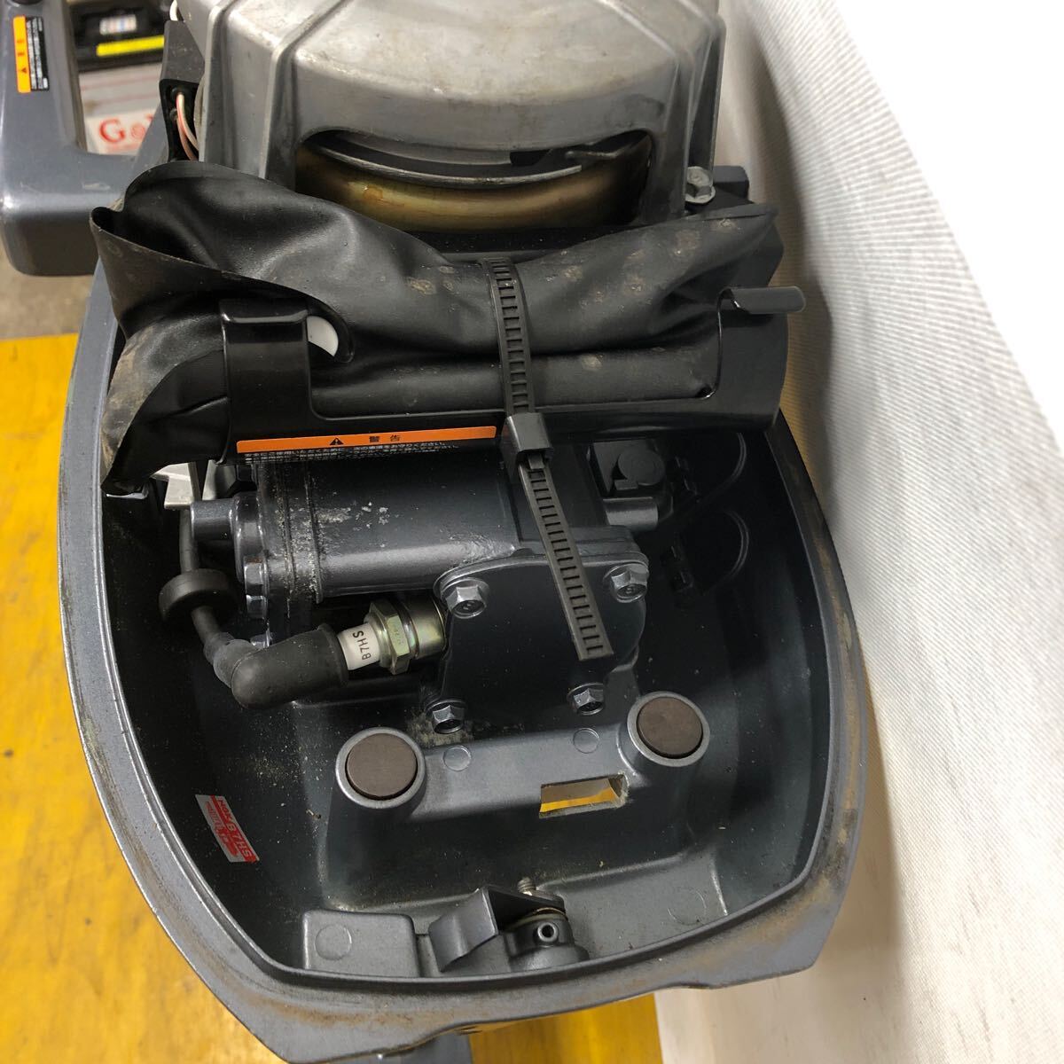 □ヤマハ 5馬力 2ストローク 小型船舶用船外機 6E3-S 現状 □ヤマハ 5馬力 2ストローク 小型船舶用船外機 6E3-S 現状