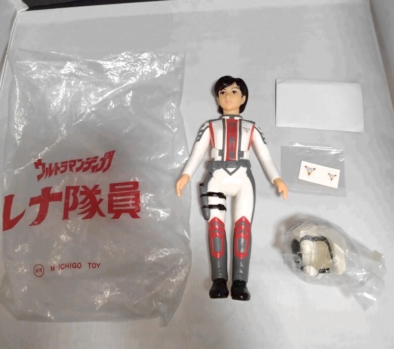M1号 レナ隊員 イベント限定品 ウルトラマンティガ ソフビ M1号 レナ隊員 イベント限定品 ウルトラマンティガ ソフビ