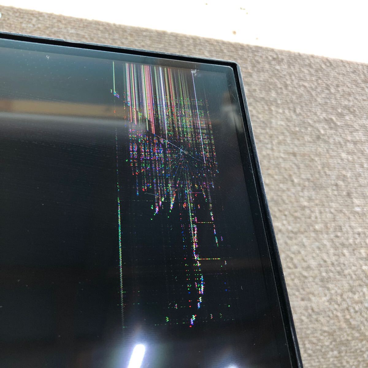 液晶割れあり