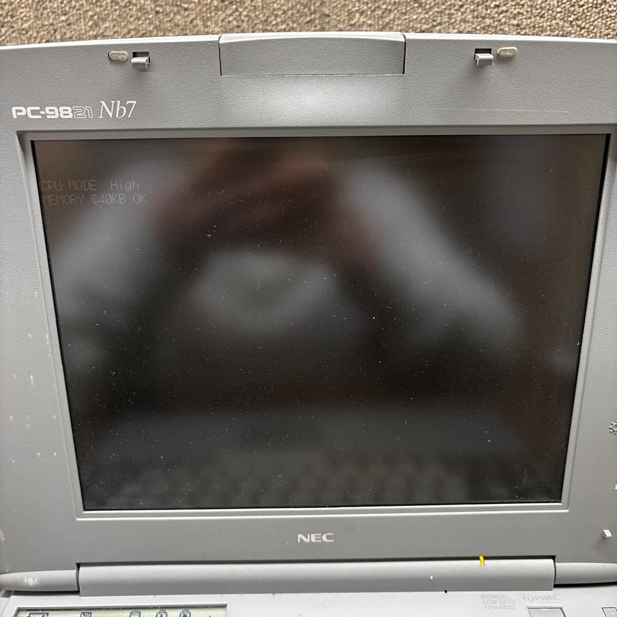 MY98-533 激安 PC98 ノートブック NEC PC-9821Nb7/C8 起動確認 MY98-533 激安 PC98 ノートブック NEC PC-9821Nb7/C8 起動確認