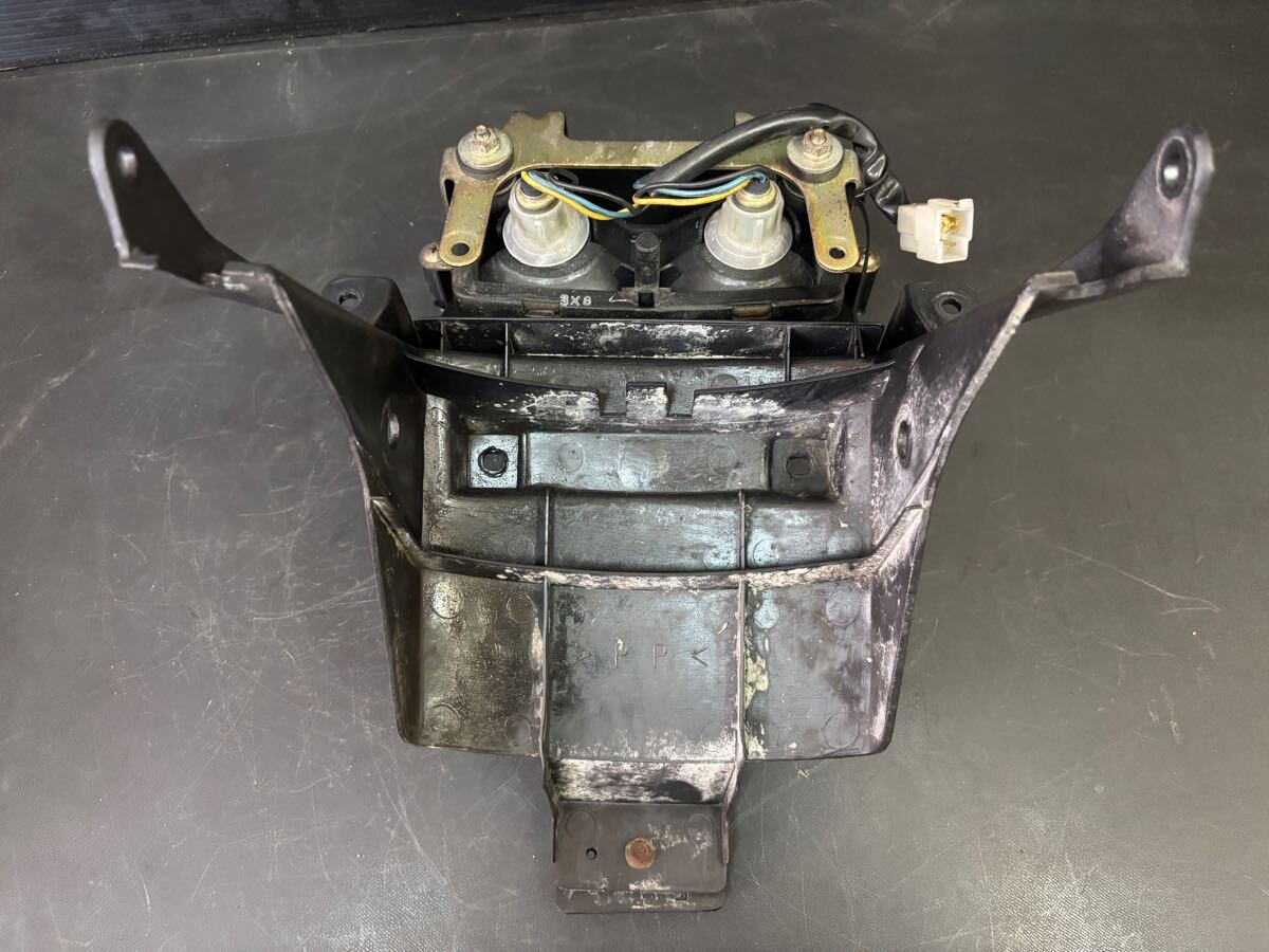 4HM)XJR400 1台ばら売り 純正テールランプASSY テールレンズ 4HM)XJR400 1台ばら売り 純正テールランプASSY テールレンズ