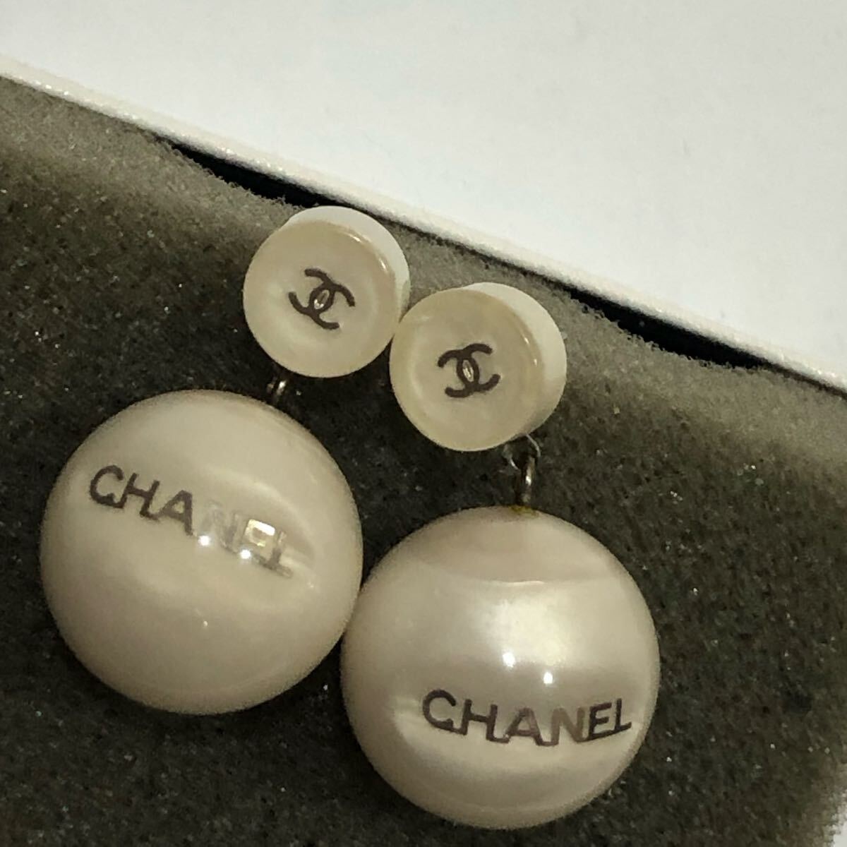 シャネル　ピアス　ボール　スイング　ココマーク　(管WX53 B13 )