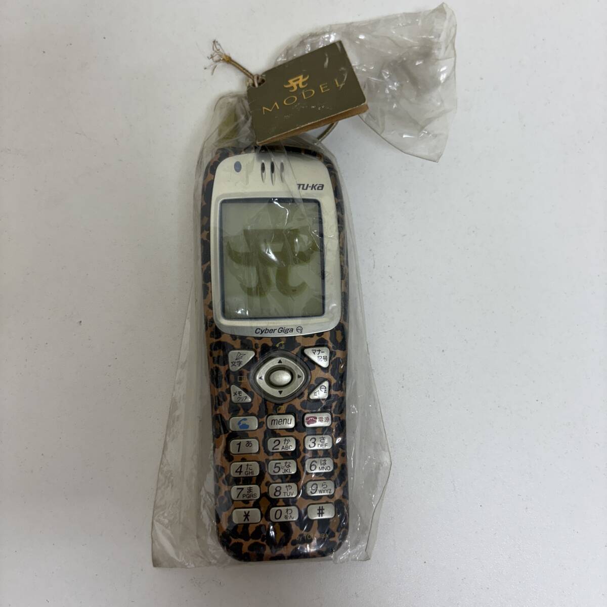 現状品】浜崎あゆみモデル TU-KA 携帯電話 モックアップ TOSHIBA 現状品】浜崎あゆみモデル TU-KA 携帯電話 モックアップ TOSHIBA