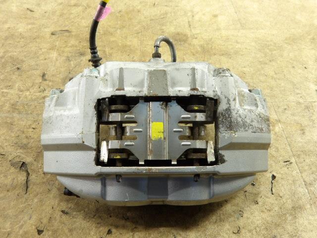 スカイライン 　HNV37 フロント右キャリパー QAA アケボノ 4502 41001-4GH0B