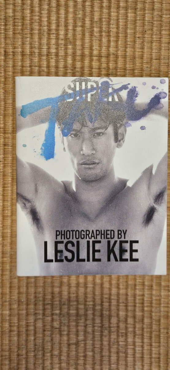 レスリー・キー 写真集 サイン入り LESLIE 飛べ KEE SUPER LOVE 壇蜜 レスリー・キー 写真集 サイン入り LESLIE 飛べ KEE SUPER LOVE 壇蜜