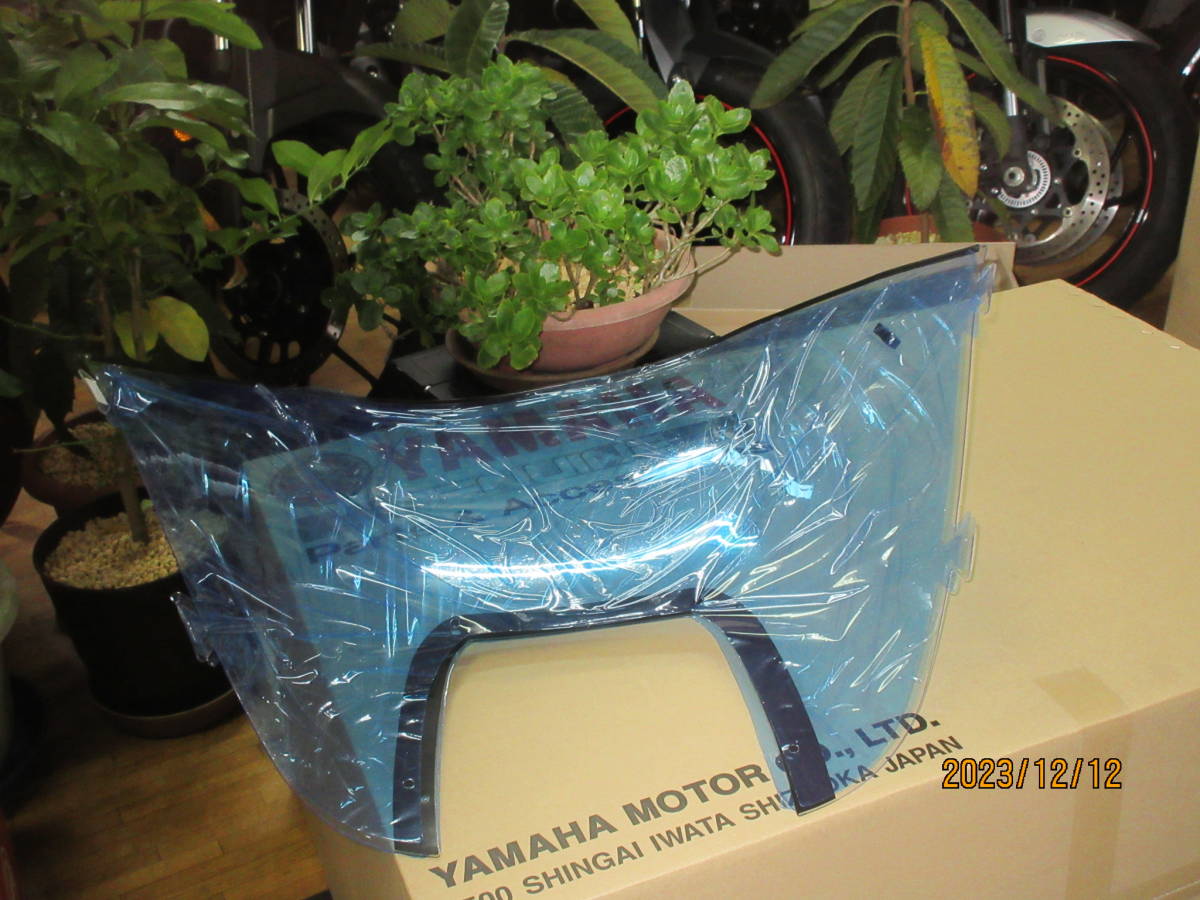 在庫1点物 新品売切り YAMAHA純正 スノーモービル フロント 在庫1点物 新品売切り YAMAHA純正 スノーモービル フロント