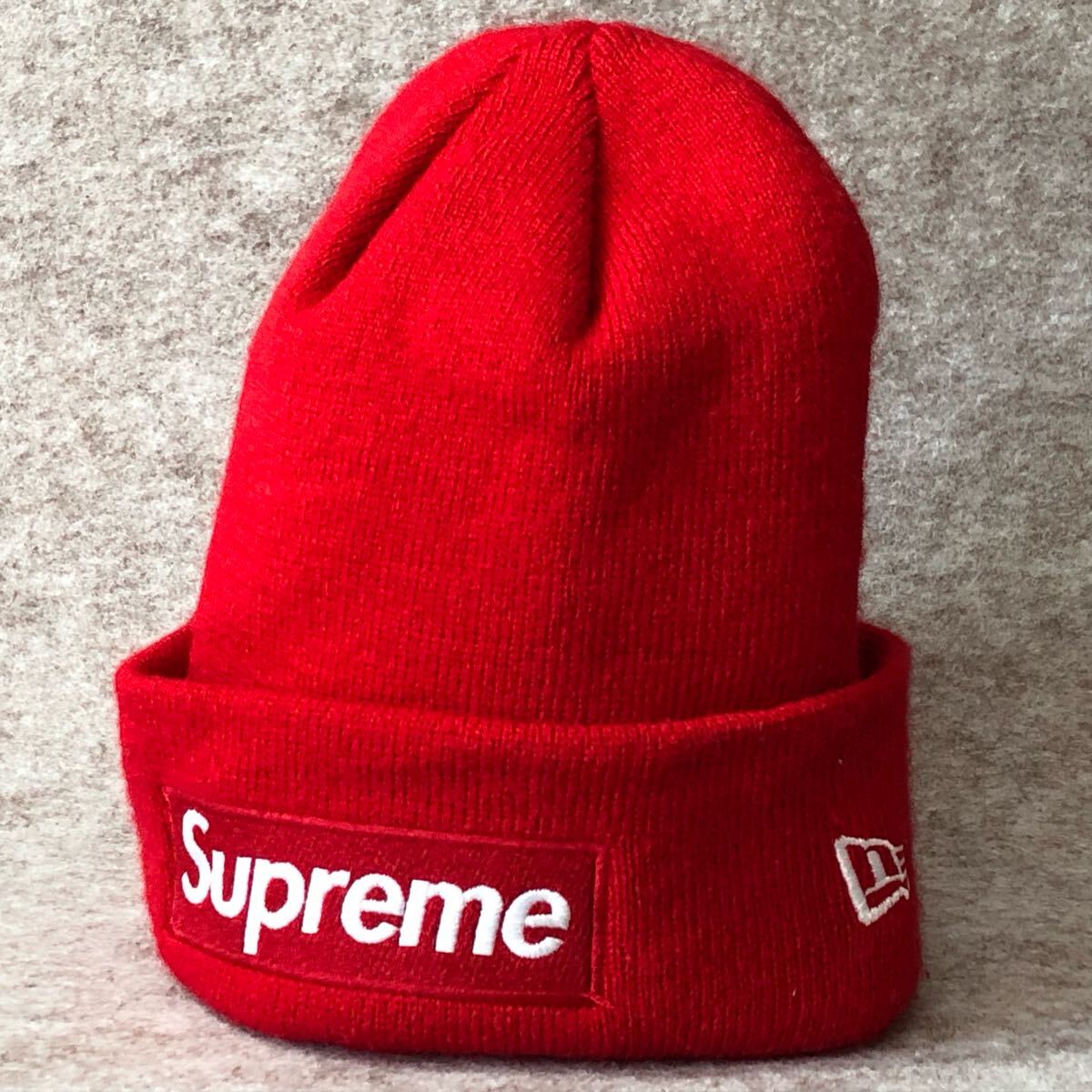 Supreme New Era Box Logo Beanie Supreme New Era box Logo вязаная шапка красный красный 