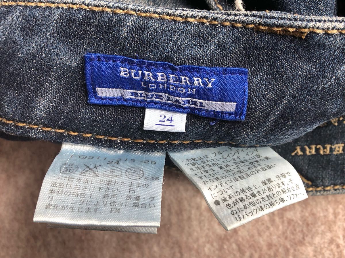 Burberry バーバリー BLUE LABEL ブルーラベル デニムパンツ ジーンズ W24 裾裏 チェック_画像8
