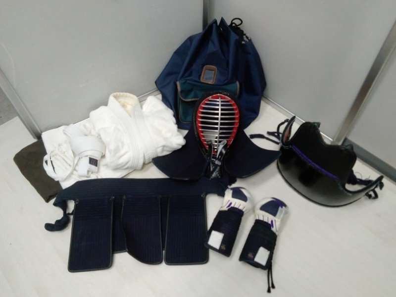 子供用 剣道 防具 まとめて 面 小手 胴 垂 収納袋 剣道用品 防具 子供用 剣道 防具 まとめて 面 小手 胴 垂 収納袋 剣道用品 防具