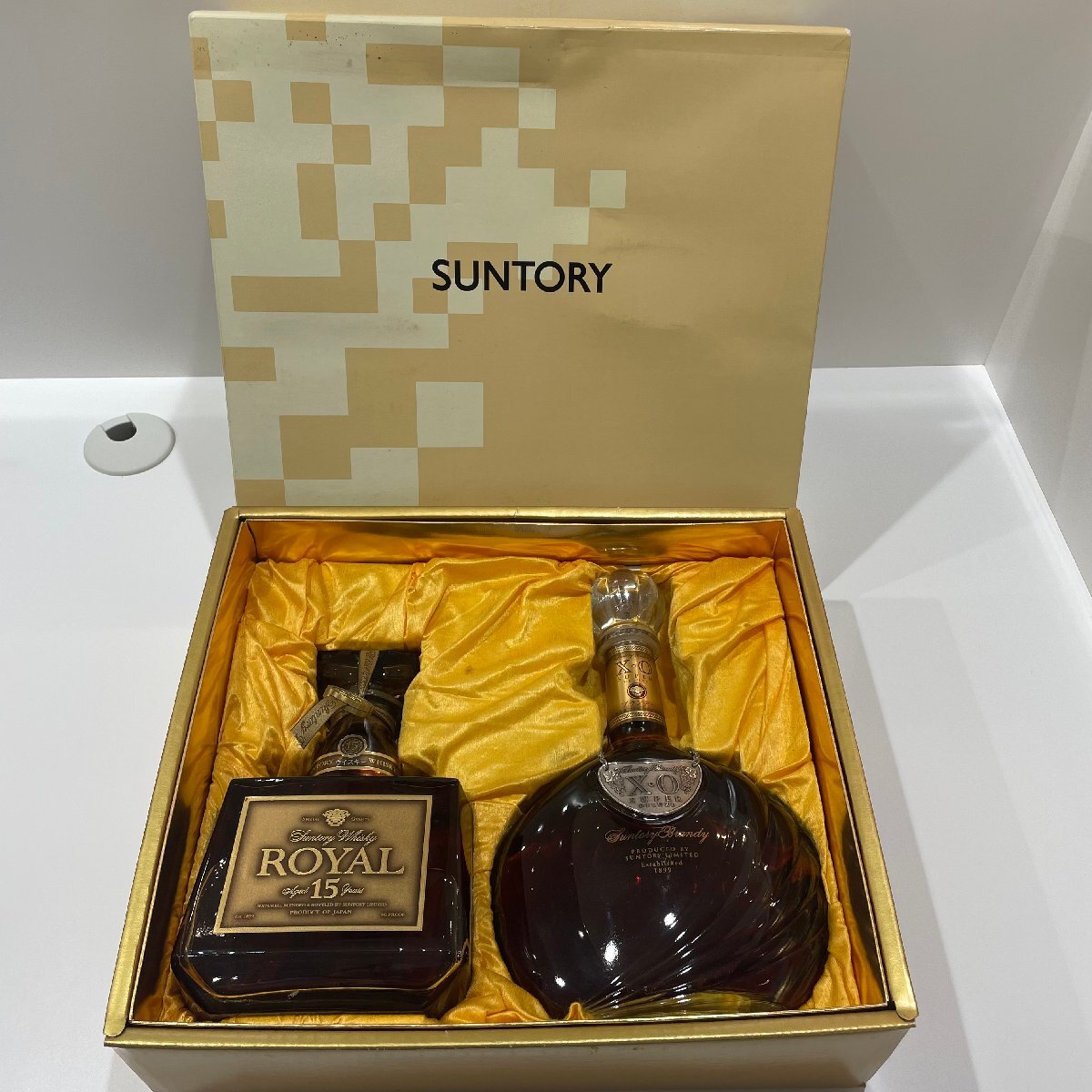 ☆【A】未開栓 2点セット SUNTORY サントリー ROYAL ローヤル 15 ☆【A】未開栓 2点セット SUNTORY サントリー ROYAL ローヤル 15