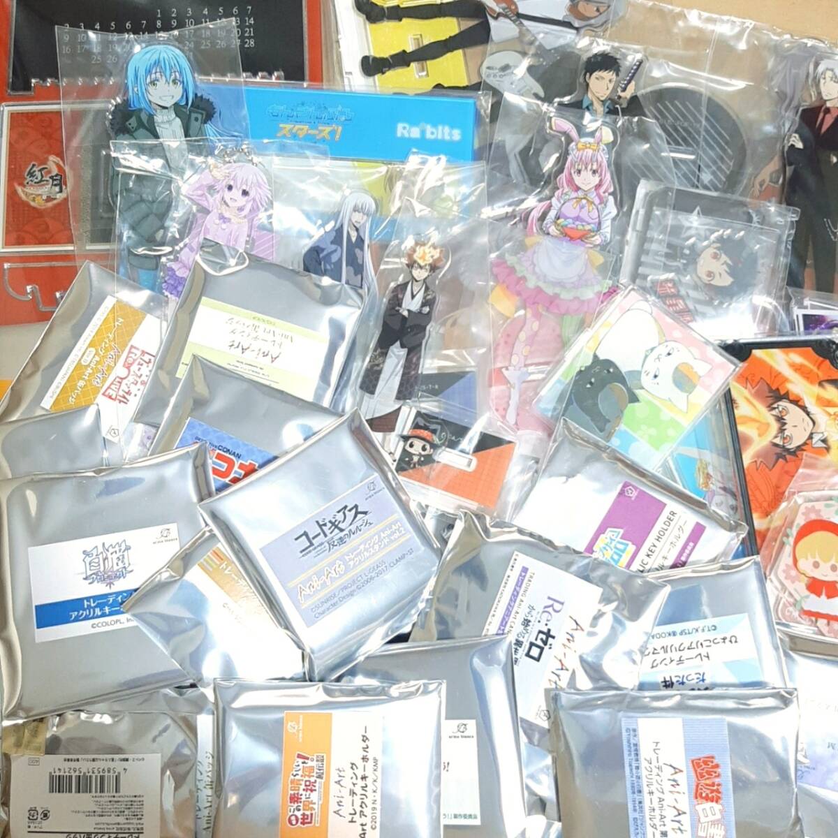 m148【1円～】 未開封 アニメグッズ まとめ 大量 500点 約8.5kg