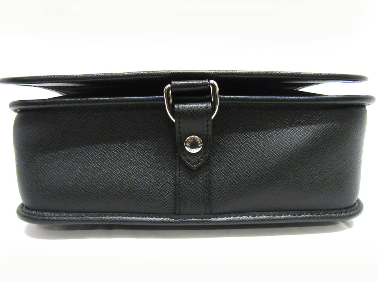 KD2462-365969◇極美品【ルイヴィトン】タイガ・アンドレイ KD2462-365969◇極美品【ルイヴィトン】タイガ・アンドレイ