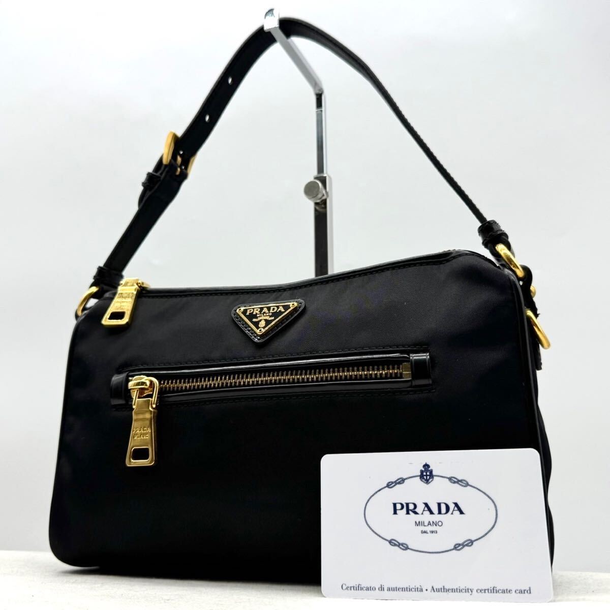 3501【ほぼ未使用】PRADA プラダ ショルダーバッグ ハンドバッグ 3501【ほぼ未使用】PRADA プラダ ショルダーバッグ ハンドバッグ